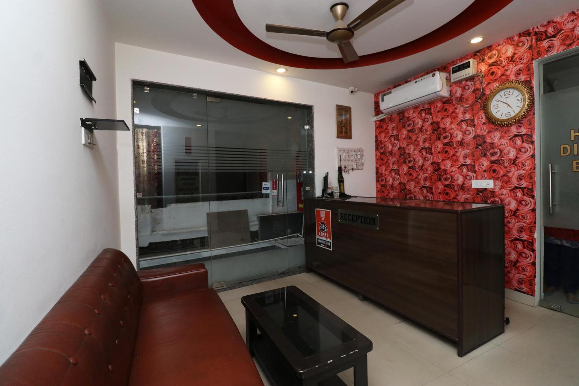 Oyo Flagship Hotel Daimond New Delhi Exterior foto